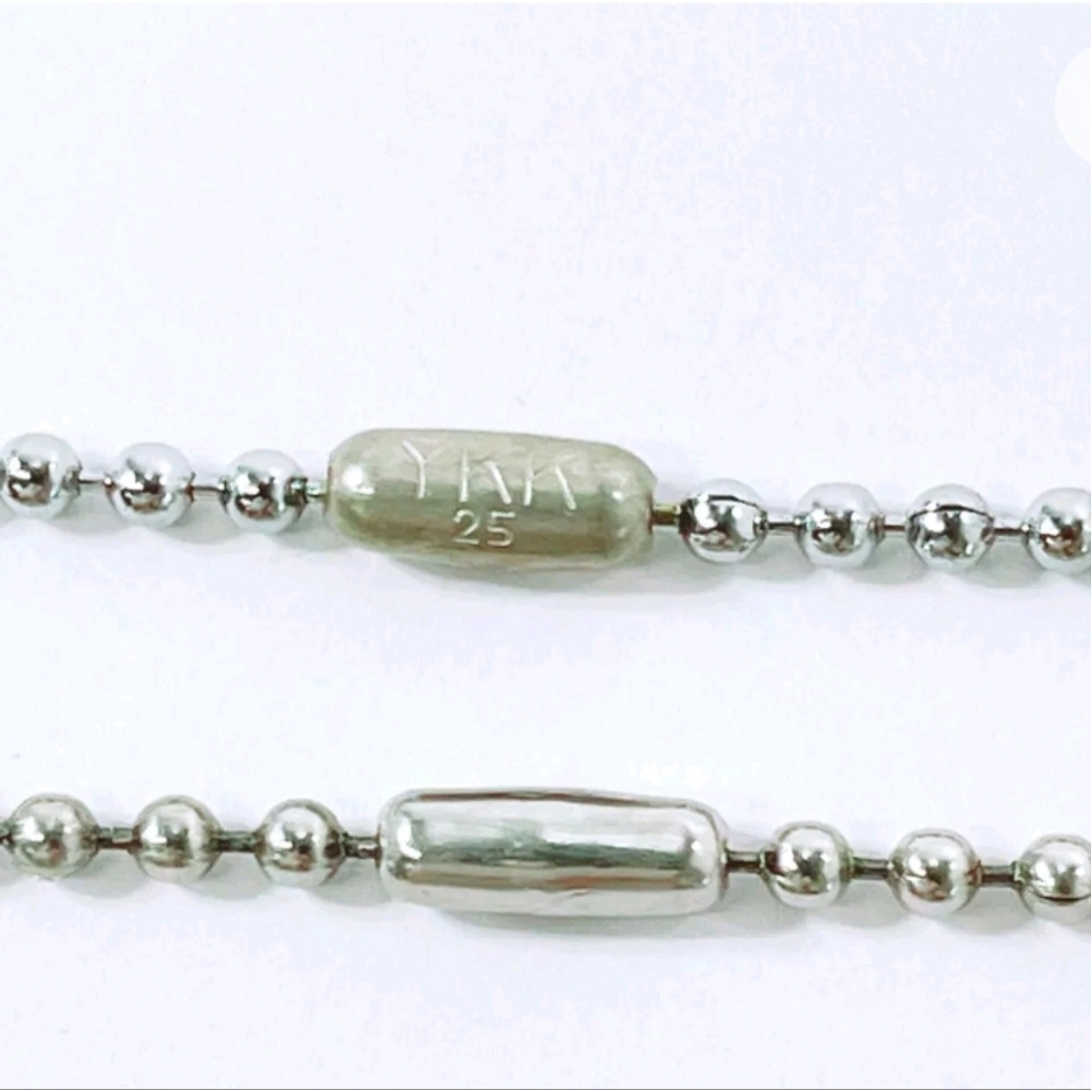 GUCCI Necklace Pendant Plate Pair/ unisex/ 2 Necklaces - Picture 5 of 6